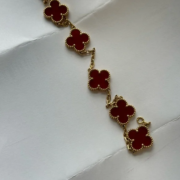 Van Cleef Vintage Alhambra Bracelet 18k yellow gold, carnelian - Picture 2 of 5